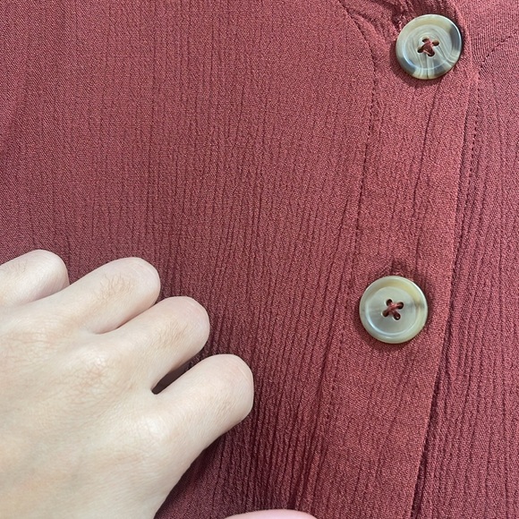 Burgundy LA hearts blouse from pacsun - Picture 5 of 5